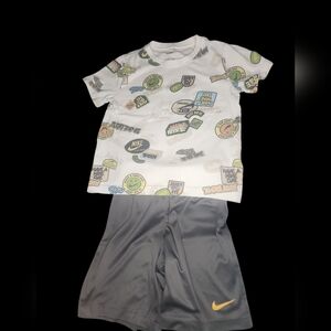 Nike Size 7 White Tee with Graphic Designs and Gray Dri Fit Nike Shorts 6/M